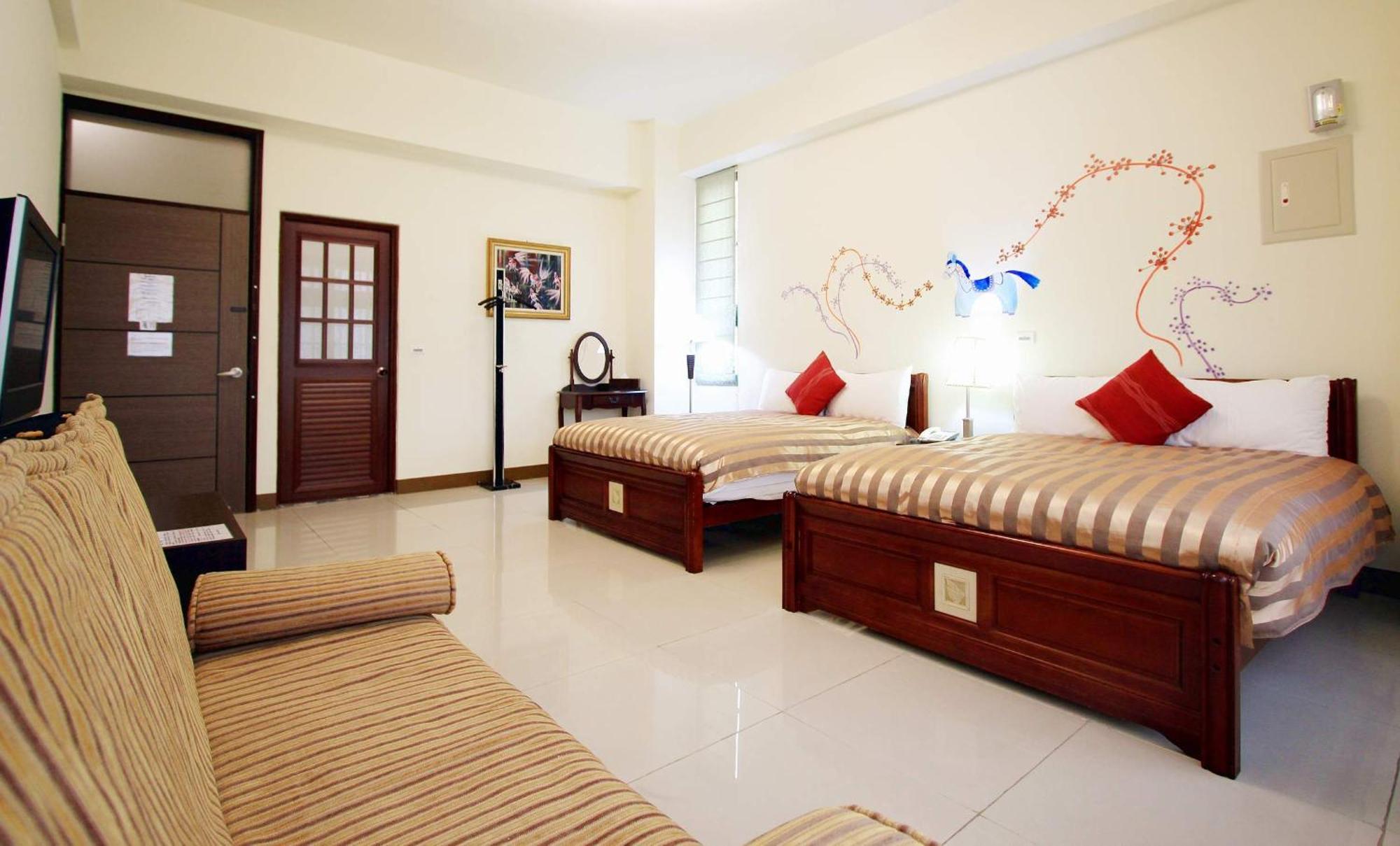 Green Window Homestay綠窗小築天安居民宿 Hualien Exterior foto